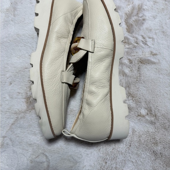 Vionic Women’s Cynthia Loafer - Cream Leather 11W - Picture 13 of 15